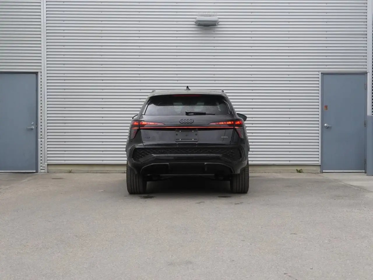 Audi Q3 снимка Audi Q3