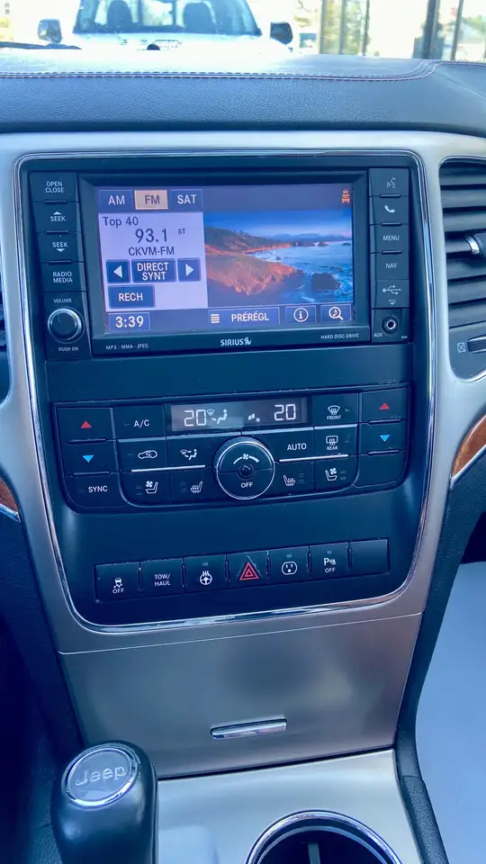 Jeep Grand Cherokee снимка Jeep Grand Cherokee