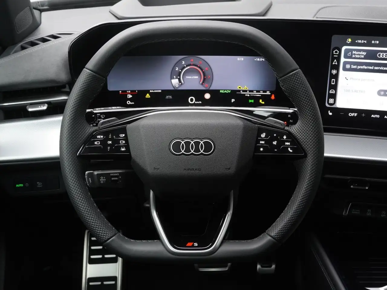 Audi Q3 снимка Audi Q3