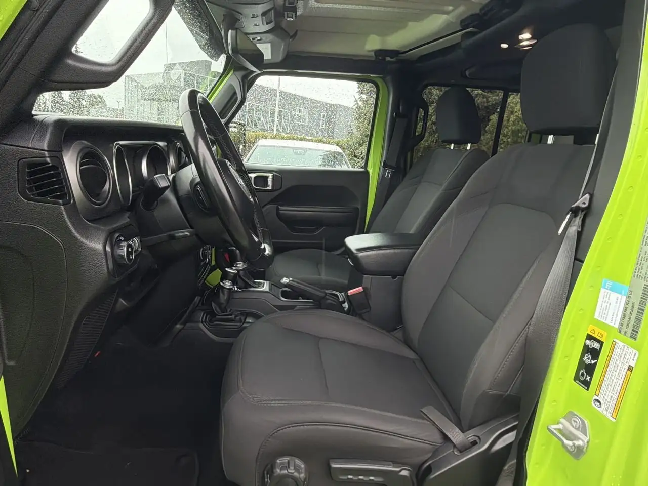 Jeep Gladiator photo Jeep Gladiator