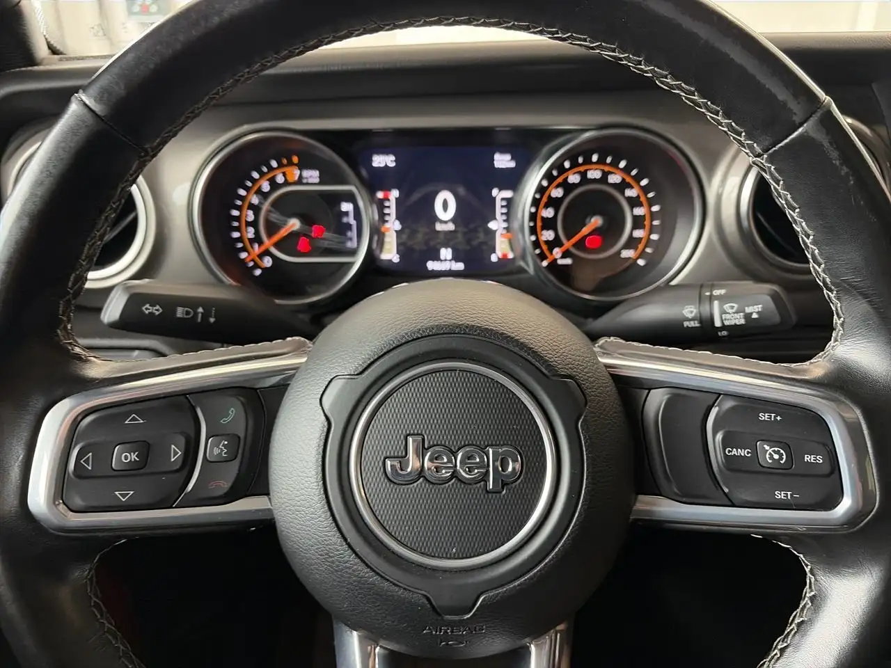Jeep Gladiator photo Jeep Gladiator