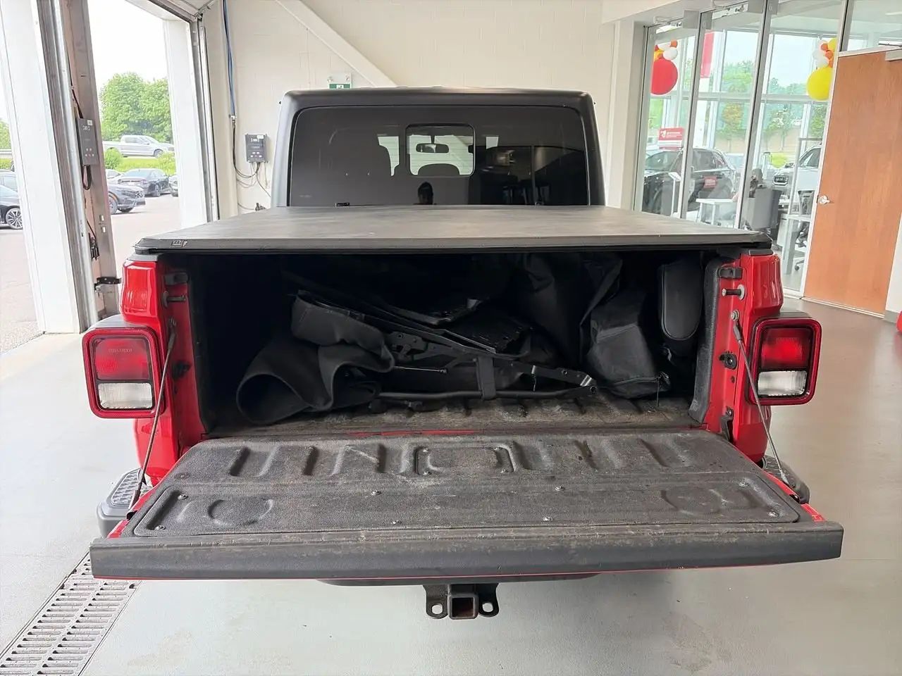 Jeep Gladiator photo Jeep Gladiator