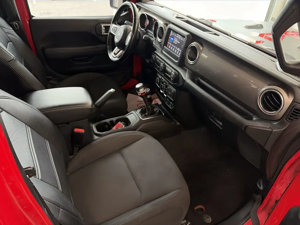 Jeep Gladiator photo Jeep Gladiator