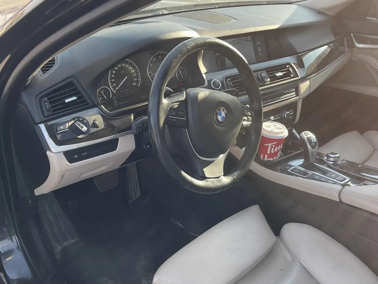 BMW 5 Series fotografie BMW 5 Series