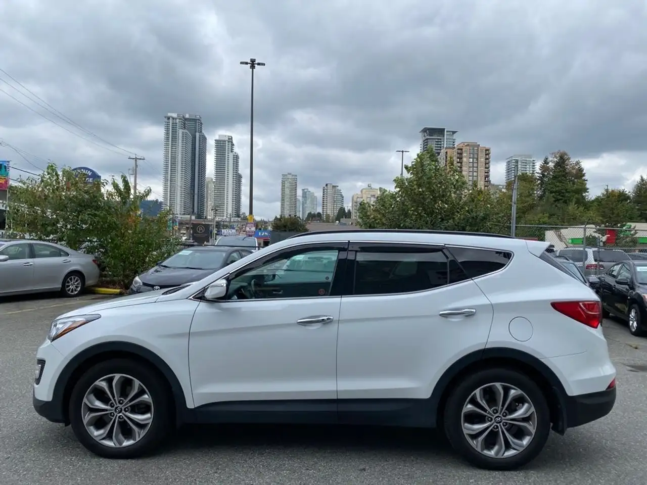 Hyundai SANTA FE снимка Hyundai SANTA FE