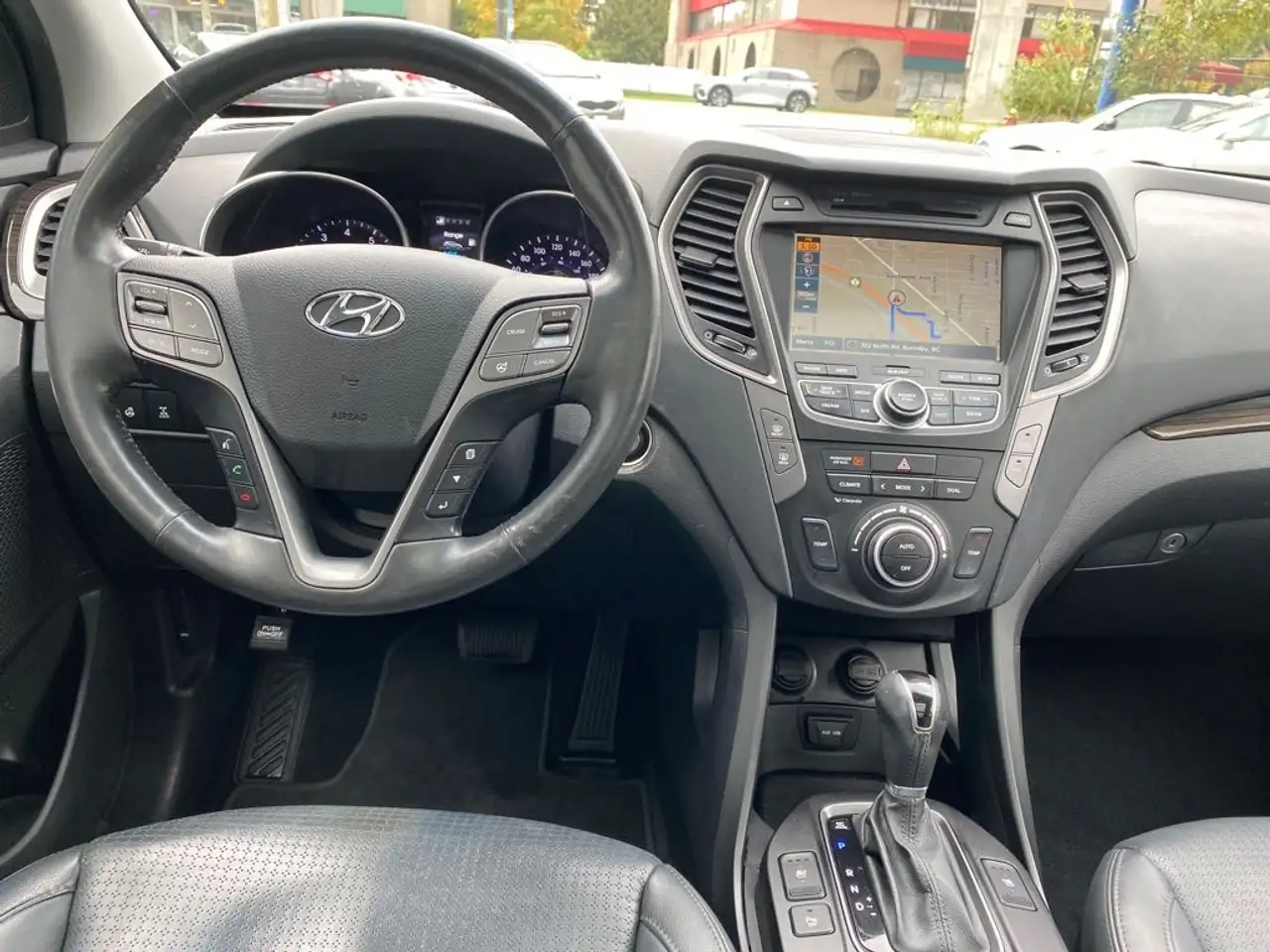 Hyundai SANTA FE снимка Hyundai SANTA FE