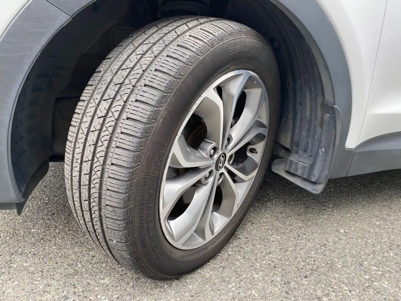 Hyundai SANTA FE снимка Hyundai SANTA FE