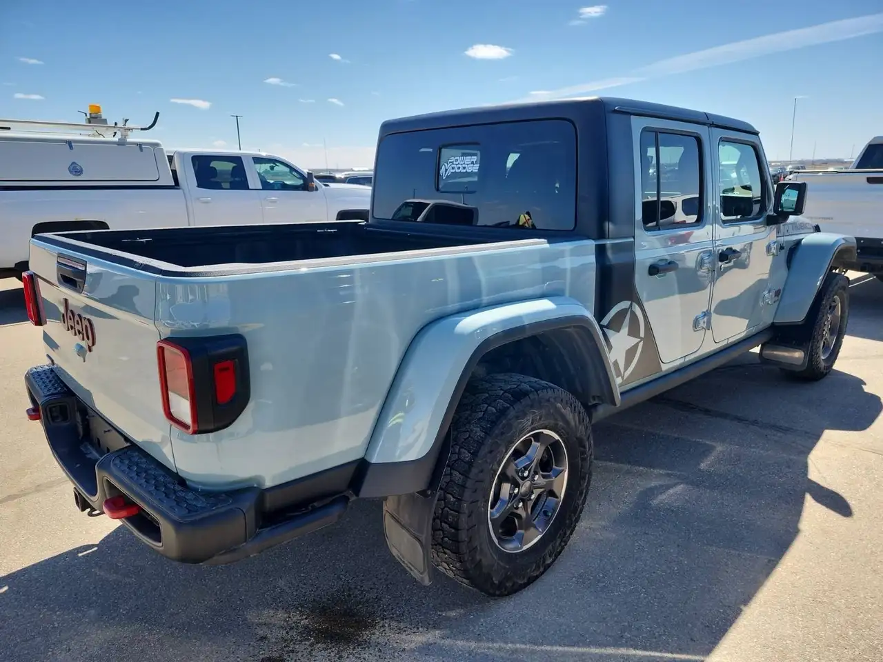 Jeep Gladiator снимка Jeep Gladiator