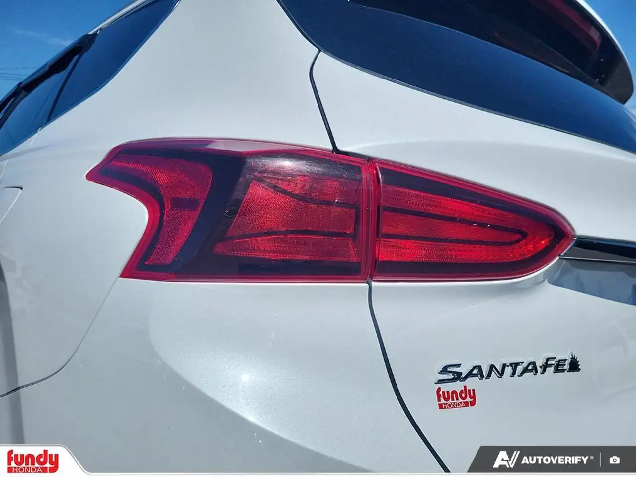 Hyundai SANTA FE снимка Hyundai SANTA FE