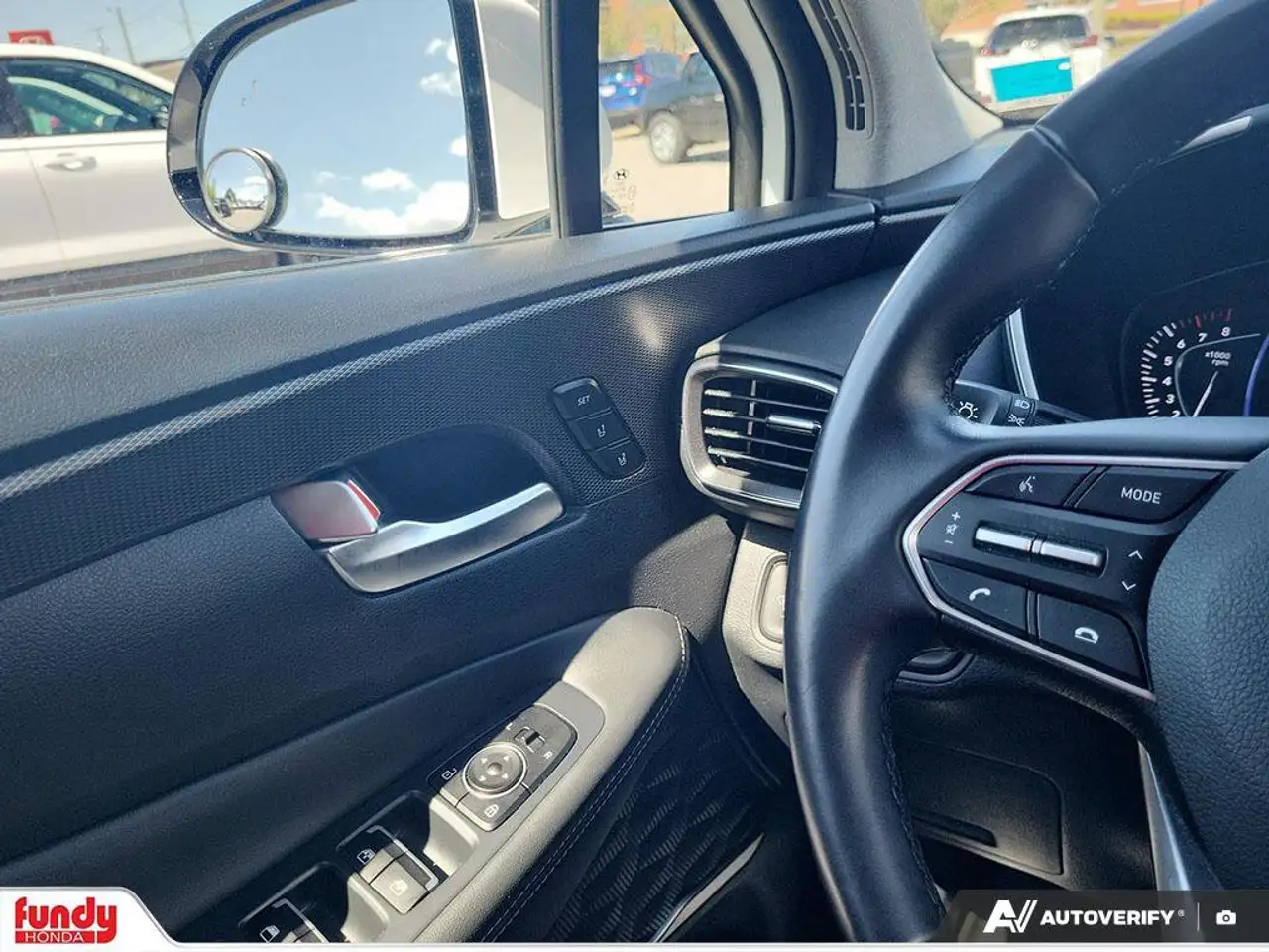 Hyundai SANTA FE снимка Hyundai SANTA FE