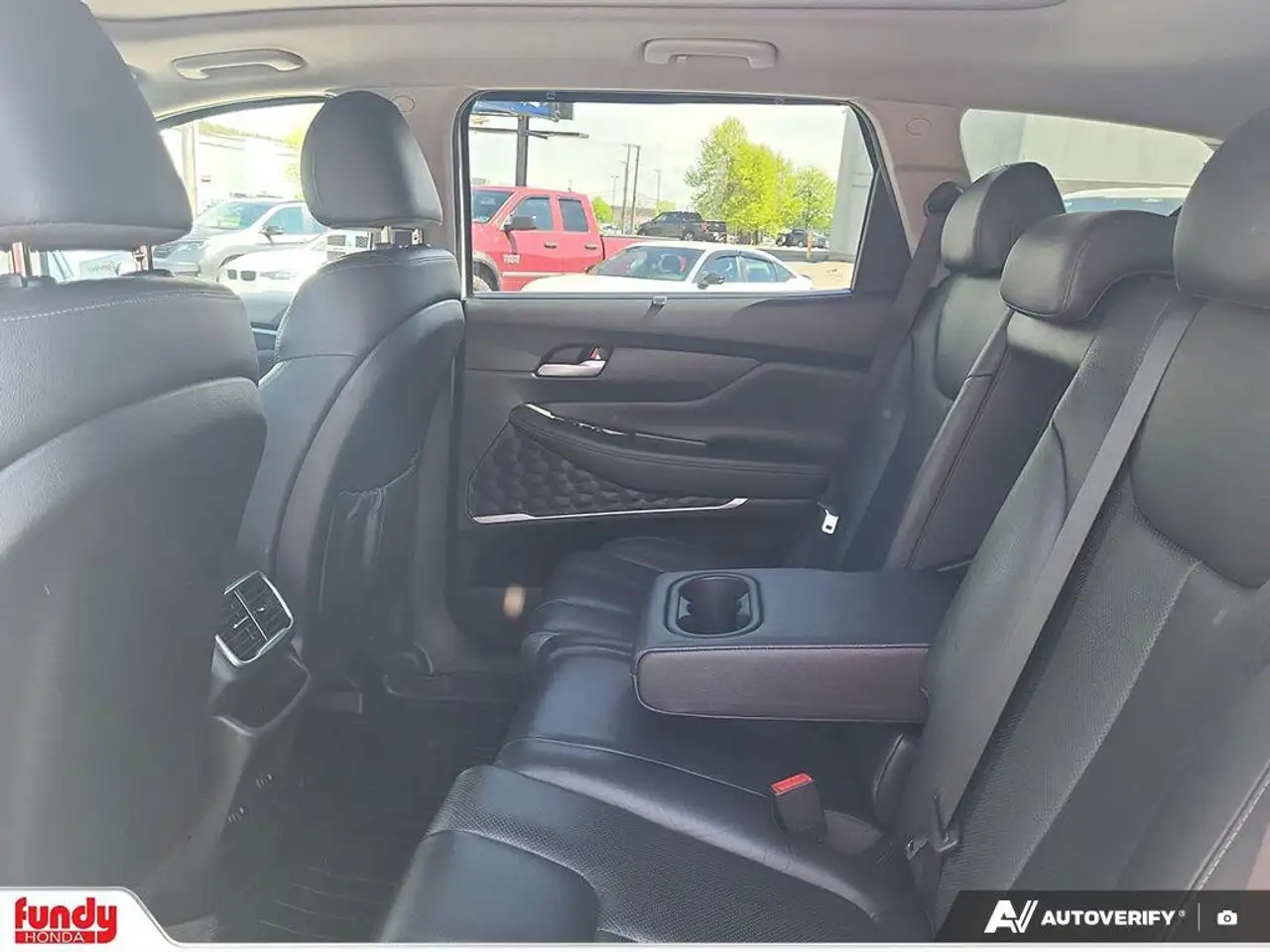 Hyundai SANTA FE снимка Hyundai SANTA FE