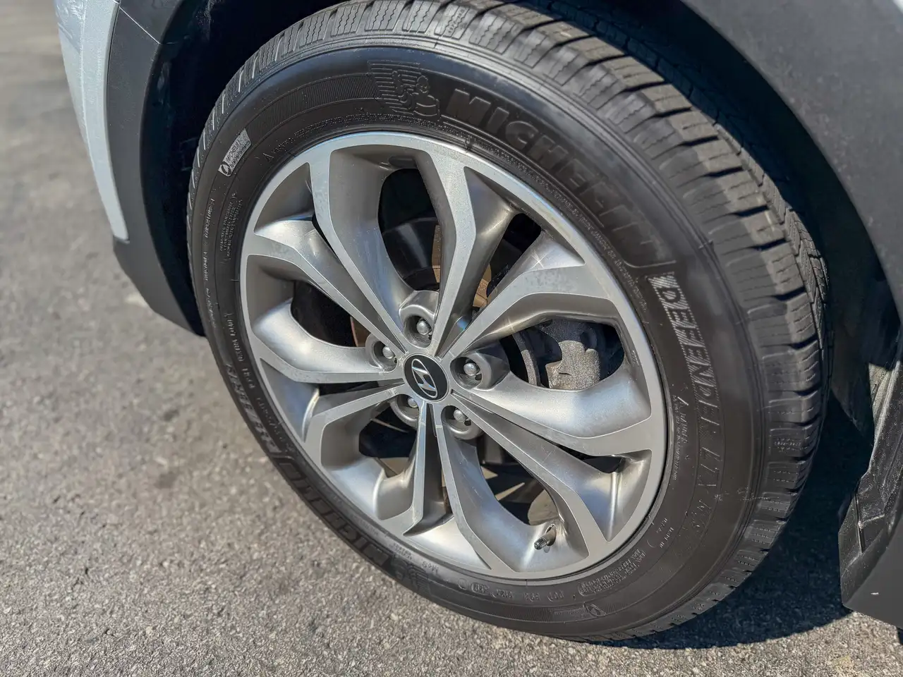 Hyundai SANTA FE снимка Hyundai SANTA FE