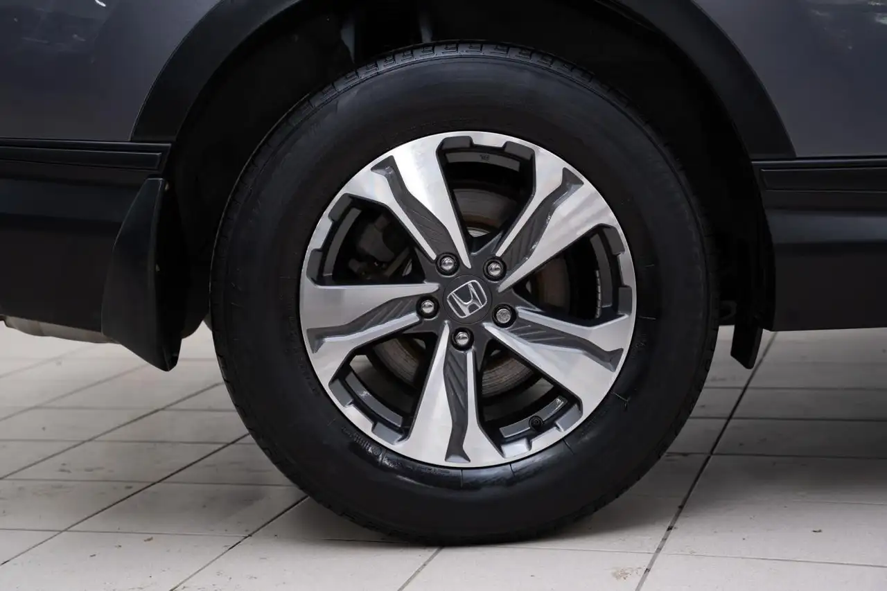 Honda CR-V photo Honda CR-V