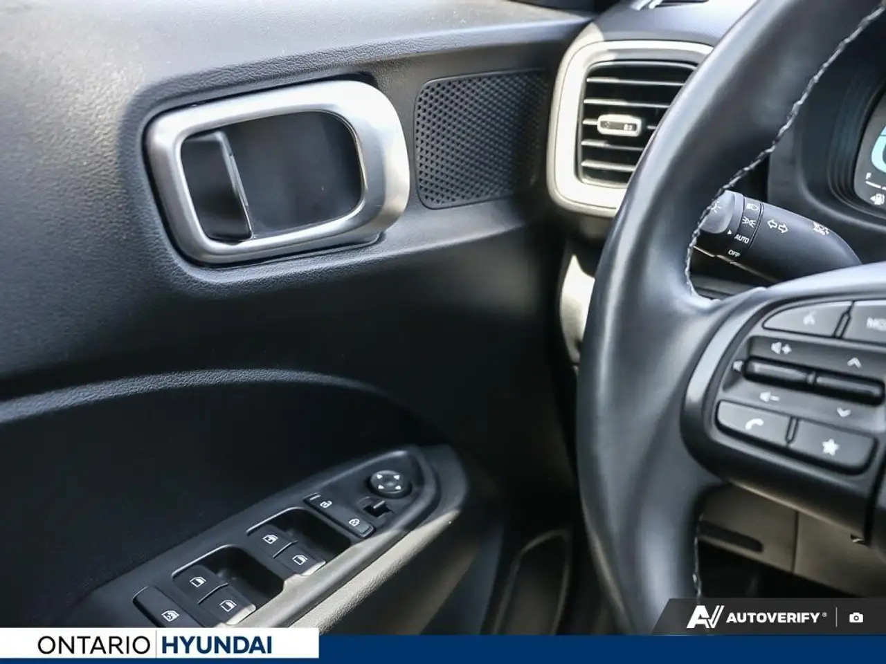 Hyundai Venue снимка Hyundai Venue