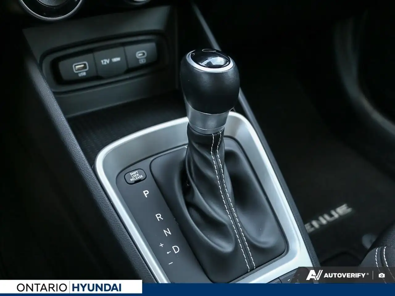 Hyundai Venue снимка Hyundai Venue