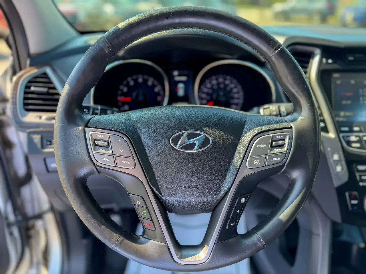 Hyundai SANTA FE снимка Hyundai SANTA FE
