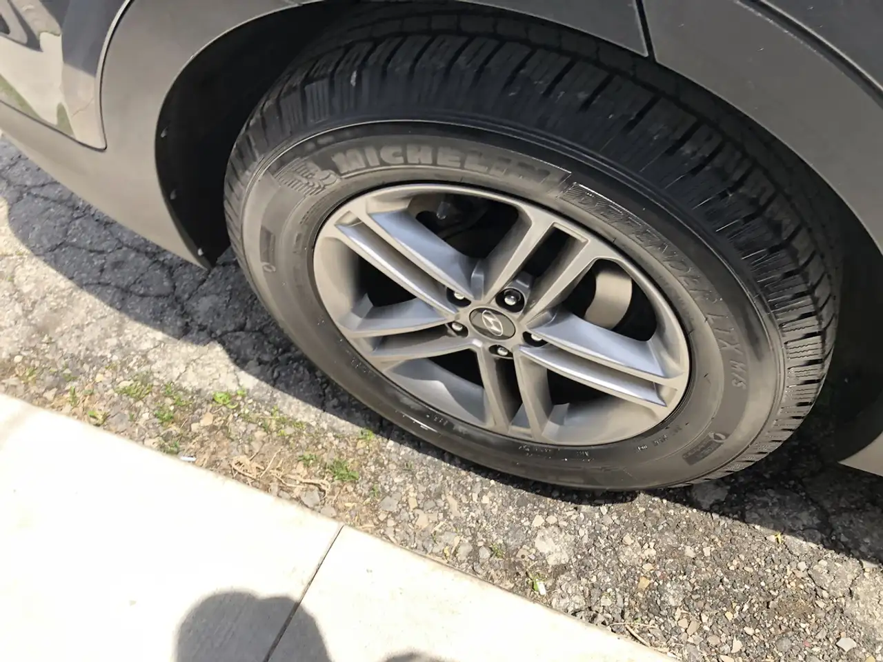 Hyundai SANTA FE снимка Hyundai SANTA FE