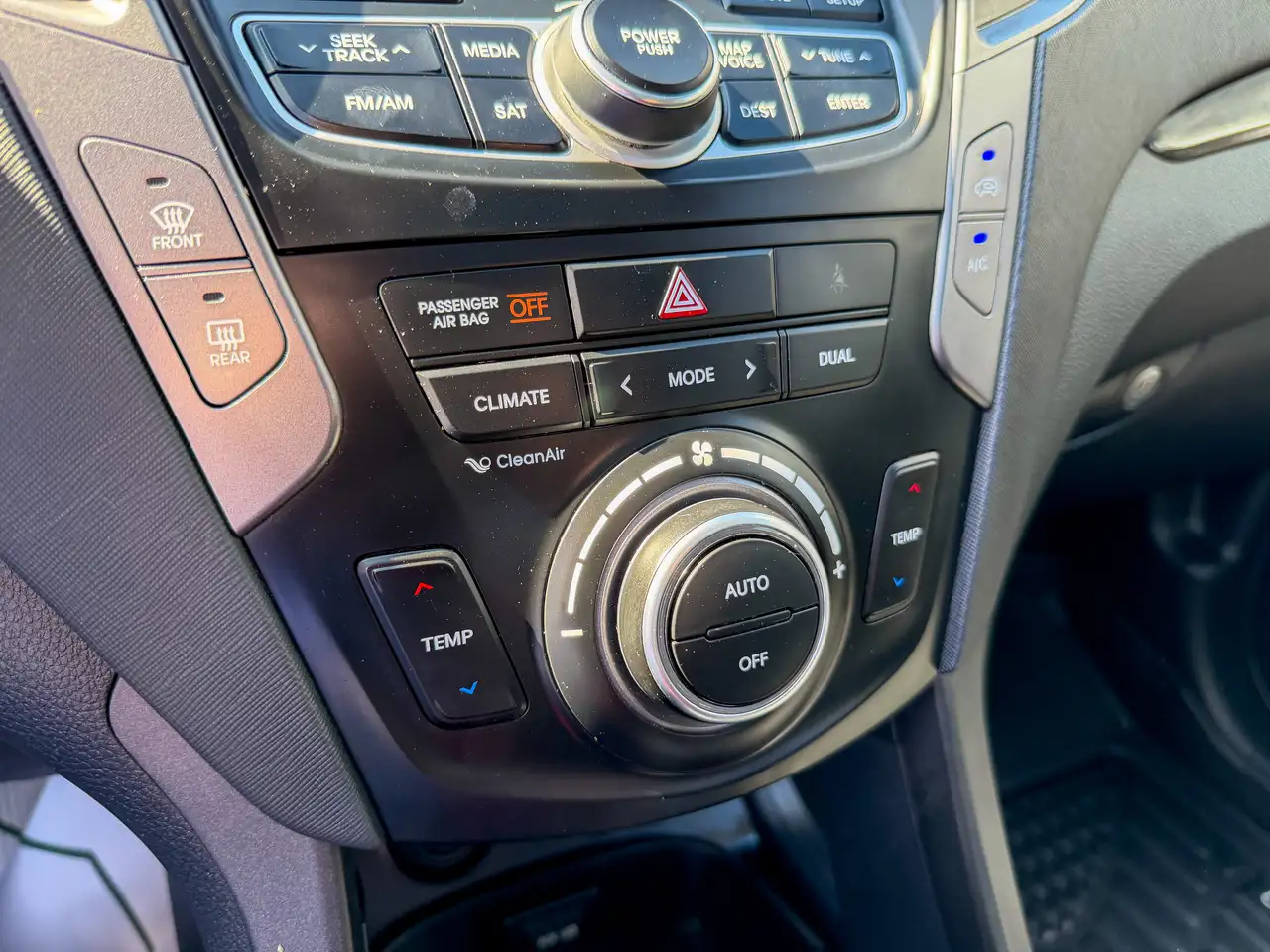 Hyundai SANTA FE снимка Hyundai SANTA FE