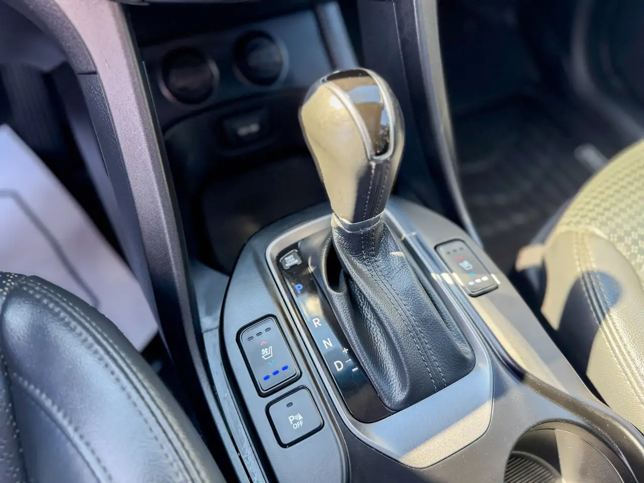 Hyundai SANTA FE снимка Hyundai SANTA FE