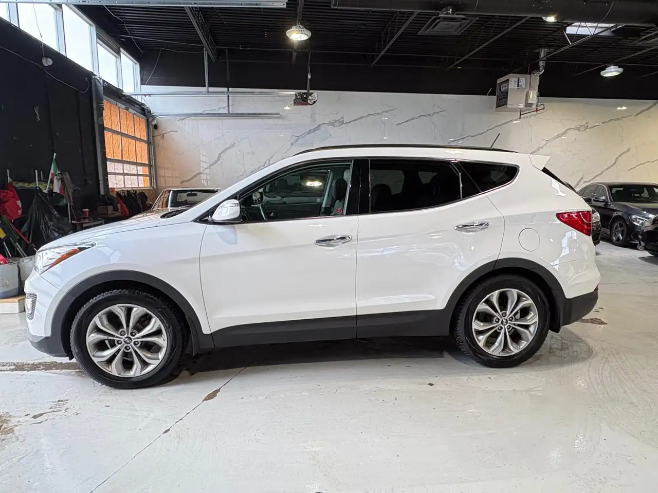 Hyundai SANTA FE photo Hyundai SANTA FE