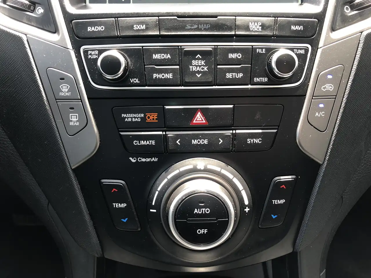 Hyundai SANTA FE снимка Hyundai SANTA FE