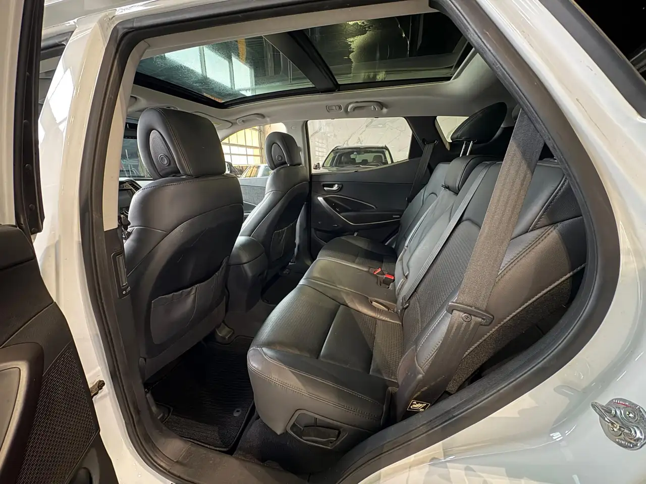 Hyundai SANTA FE photo Hyundai SANTA FE
