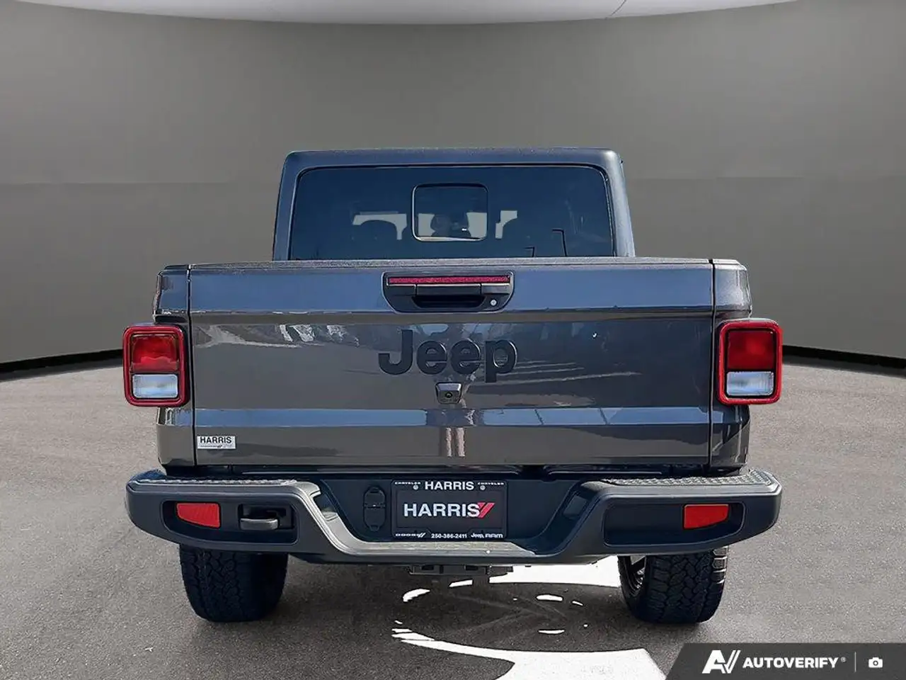 Jeep Gladiator снимка Jeep Gladiator