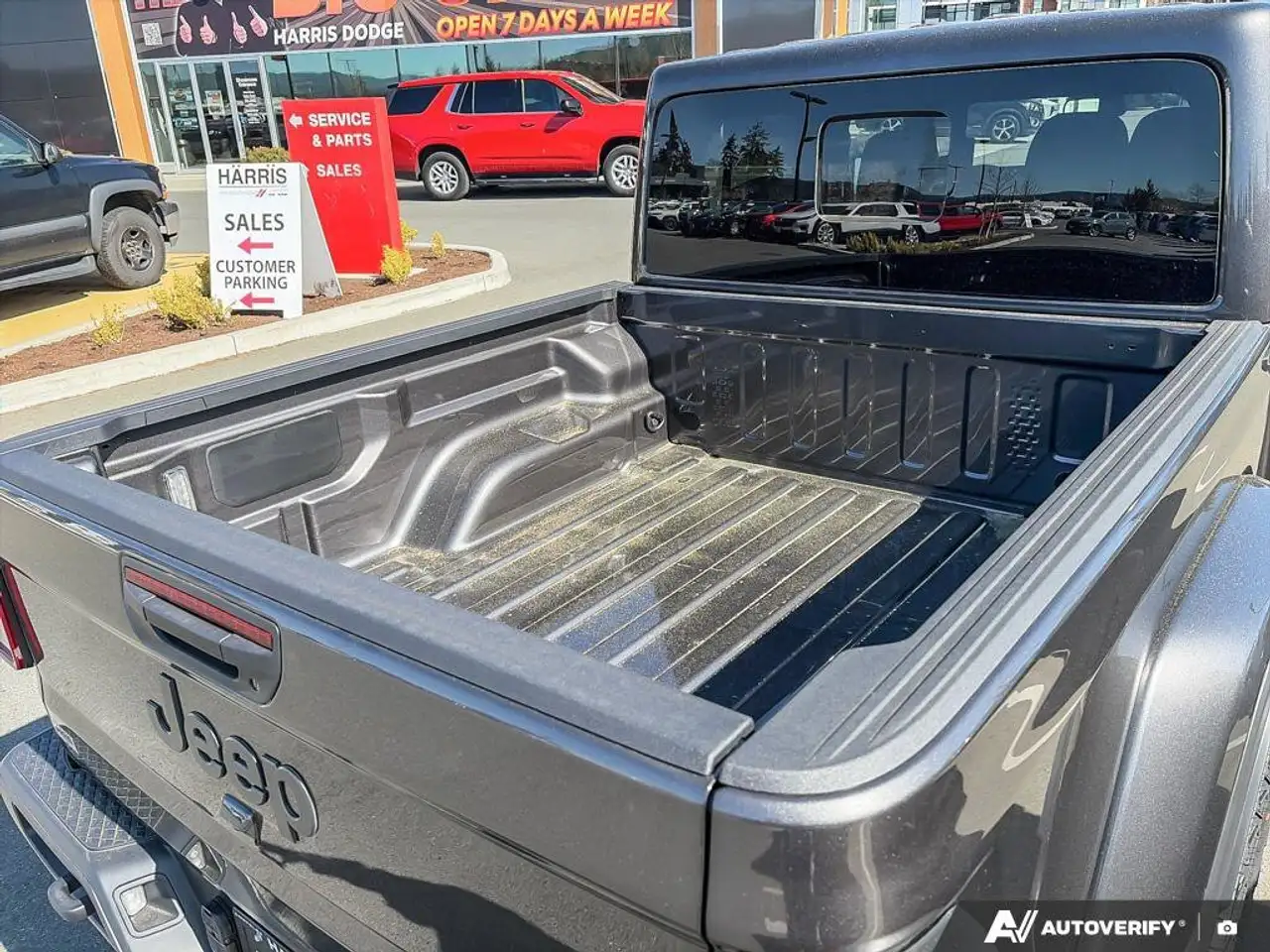 Jeep Gladiator снимка Jeep Gladiator