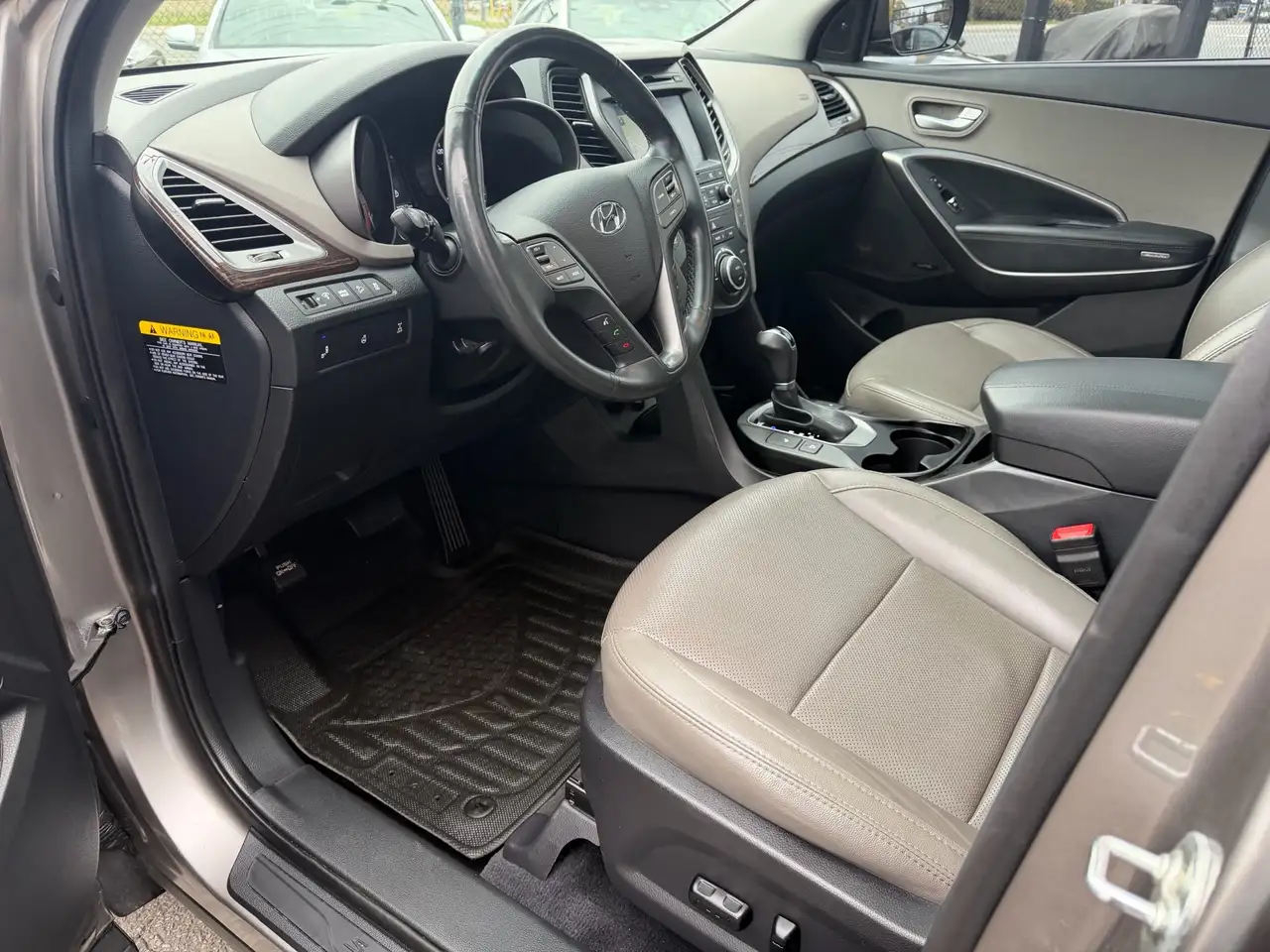 Hyundai SANTA FE снимка Hyundai SANTA FE
