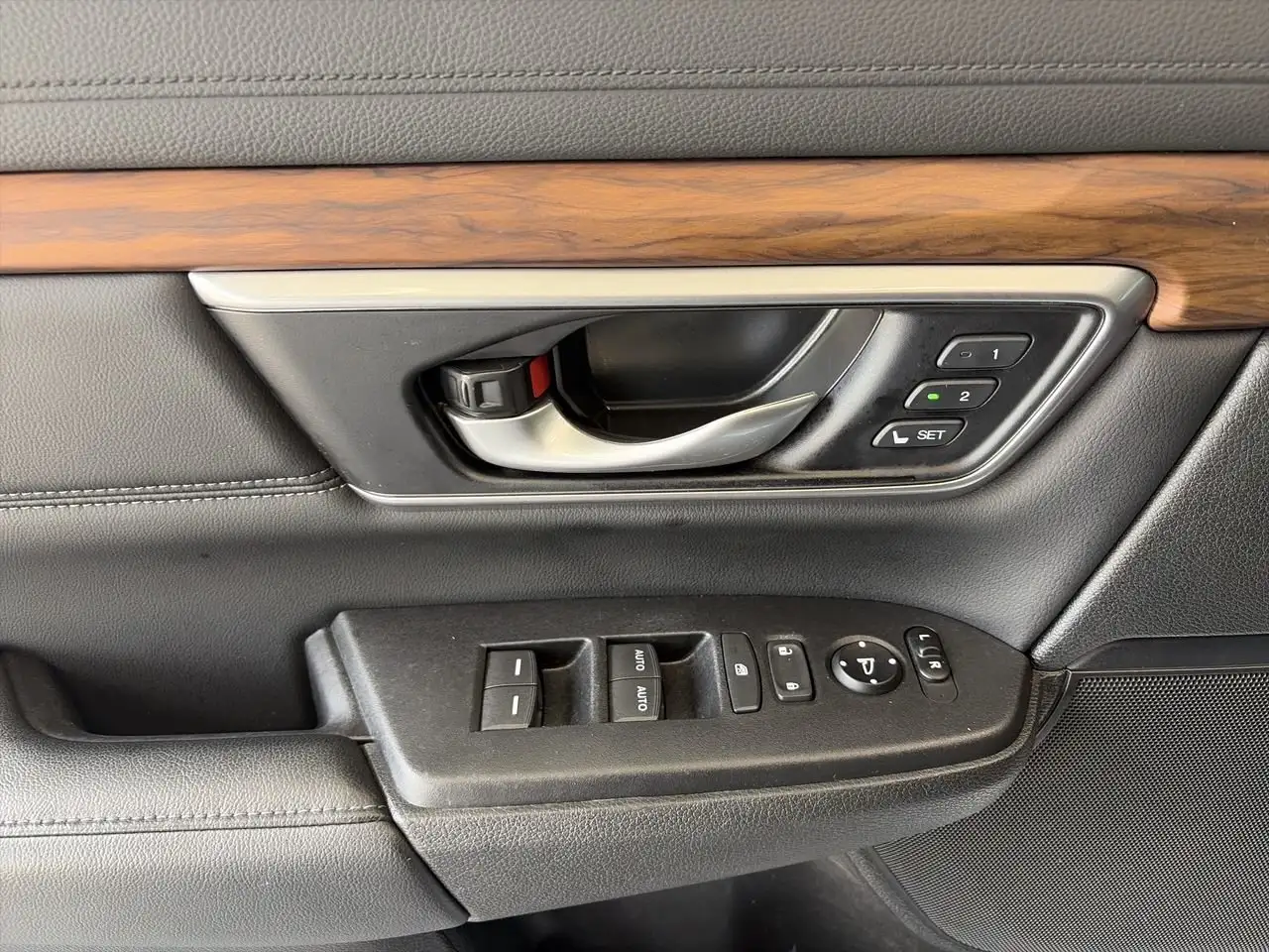 Honda CR-V снимка Honda CR-V