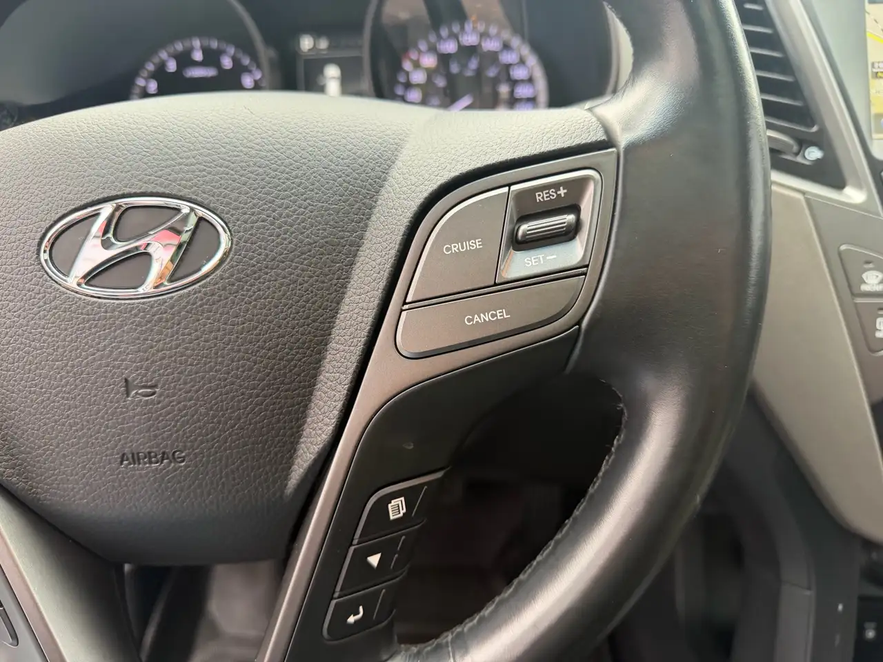 Hyundai SANTA FE снимка Hyundai SANTA FE