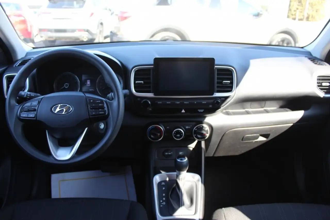 Hyundai Venue снимка Hyundai Venue