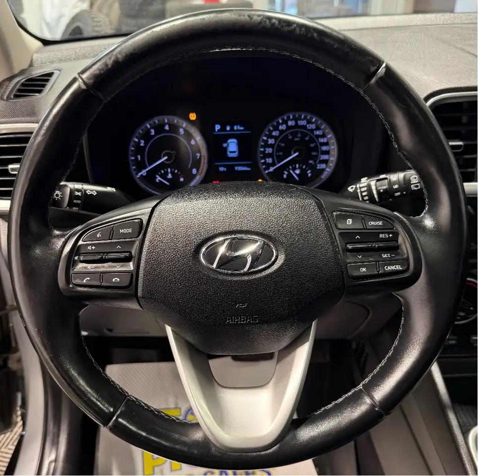 Hyundai Venue снимка Hyundai Venue