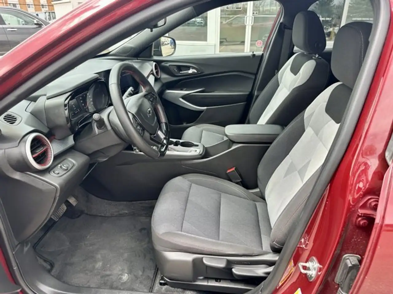 Chevrolet Trax снимка Chevrolet Trax