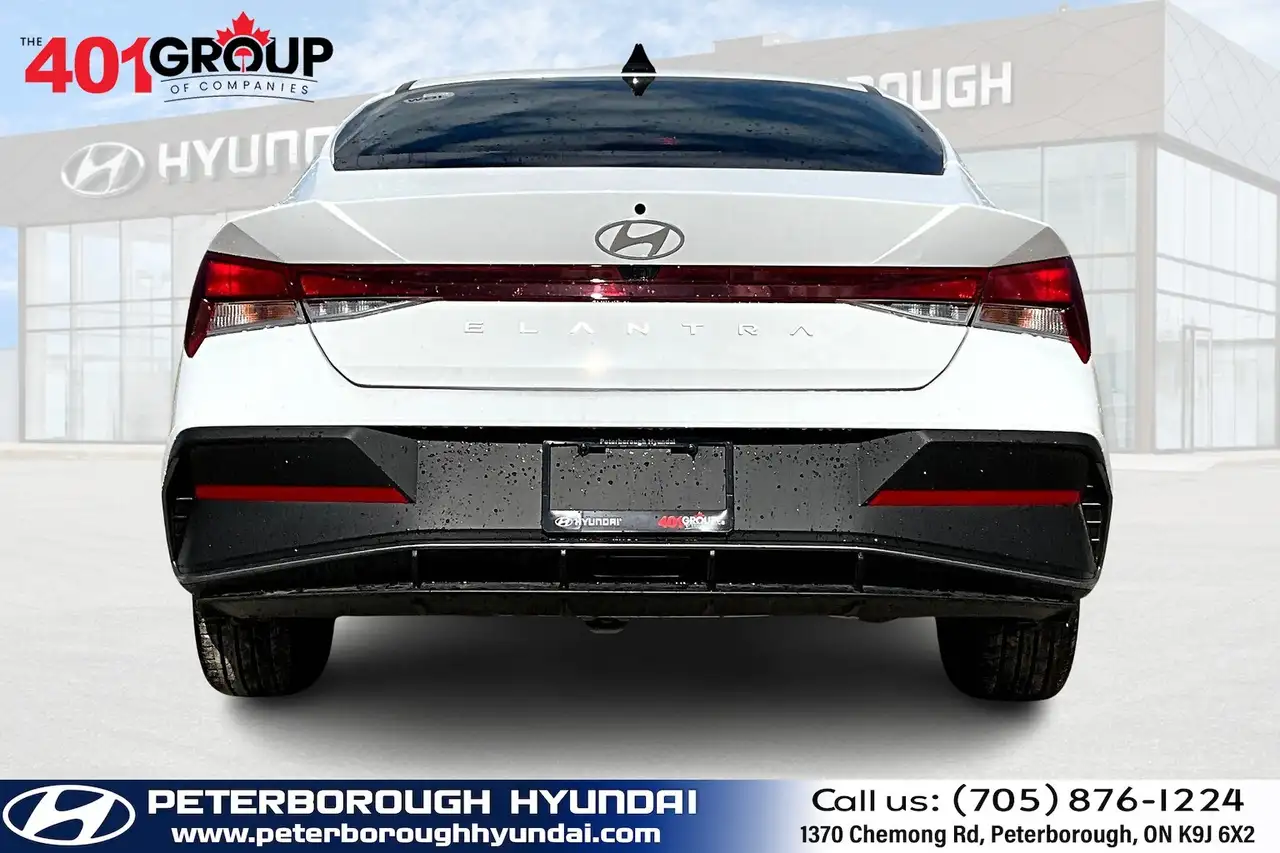 Hyundai ELANTRA fotografie Hyundai ELANTRA