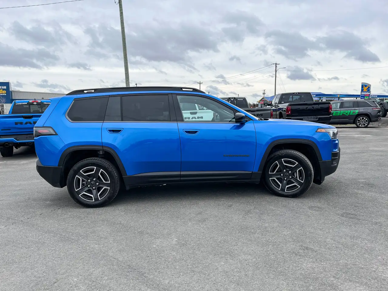 Jeep Cherokee снимка Jeep Cherokee
