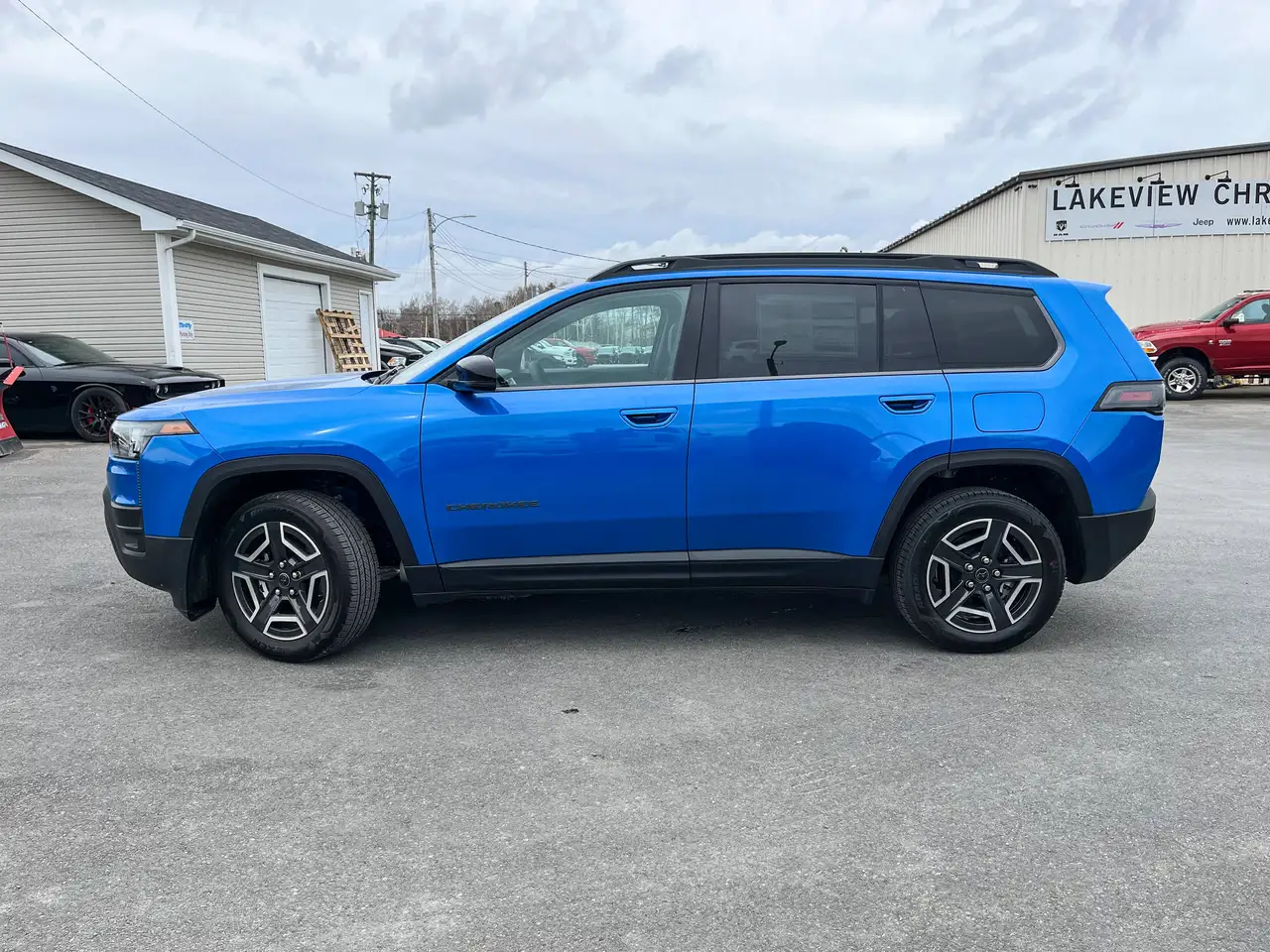 Jeep Cherokee снимка Jeep Cherokee
