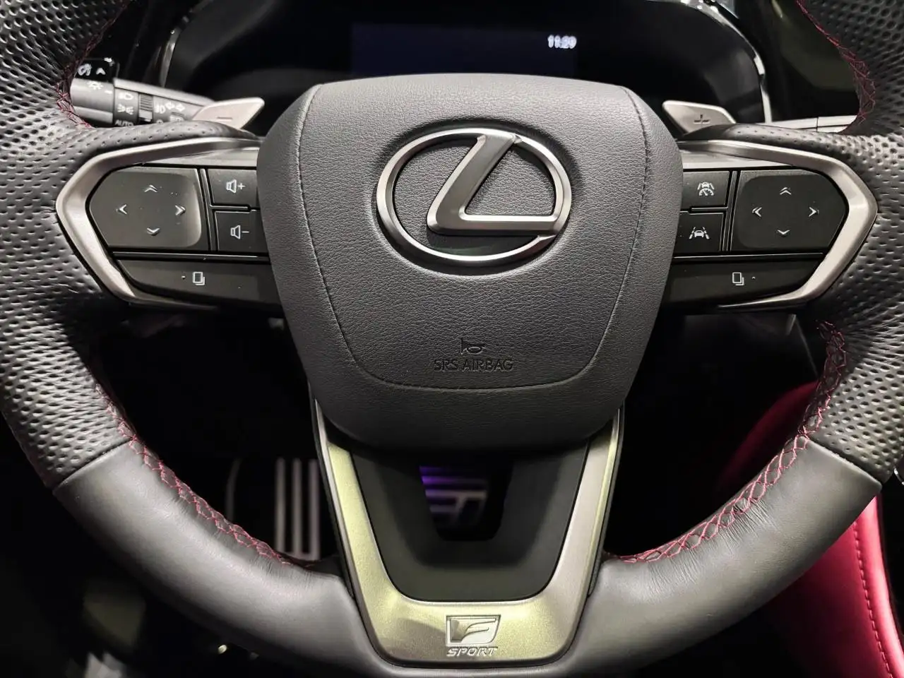 Lexus NX fotografie Lexus NX