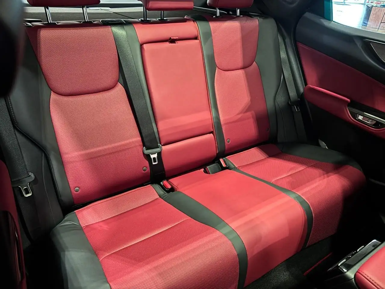Lexus NX fotografie Lexus NX