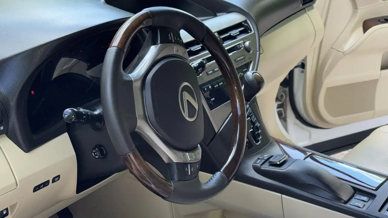 Lexus RX fotografie Lexus RX