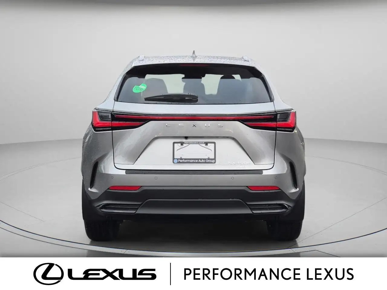 Lexus NX снимка Lexus NX