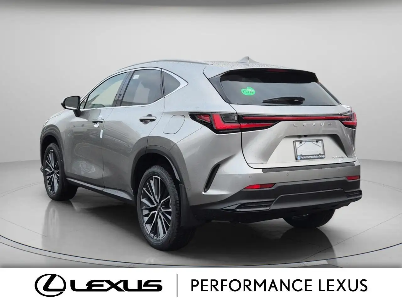 Lexus NX снимка Lexus NX