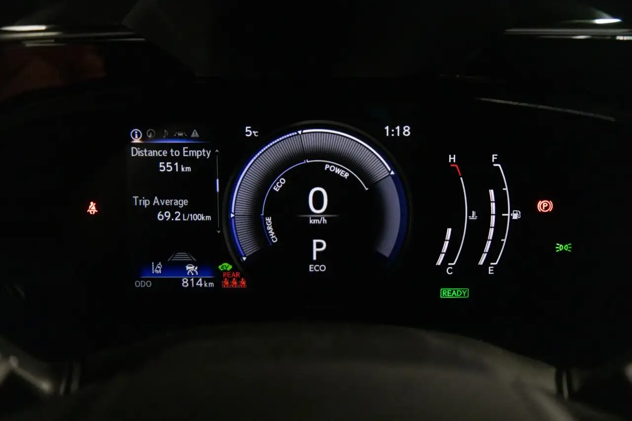 Lexus NX снимка Lexus NX