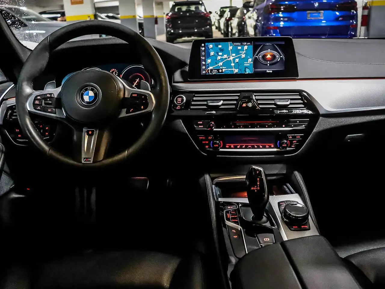 BMW 5 Series снимка BMW 5 Series