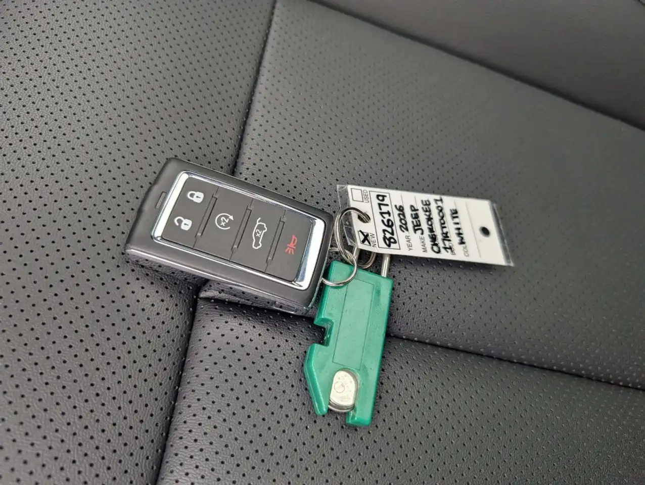 Jeep Cherokee снимка Jeep Cherokee