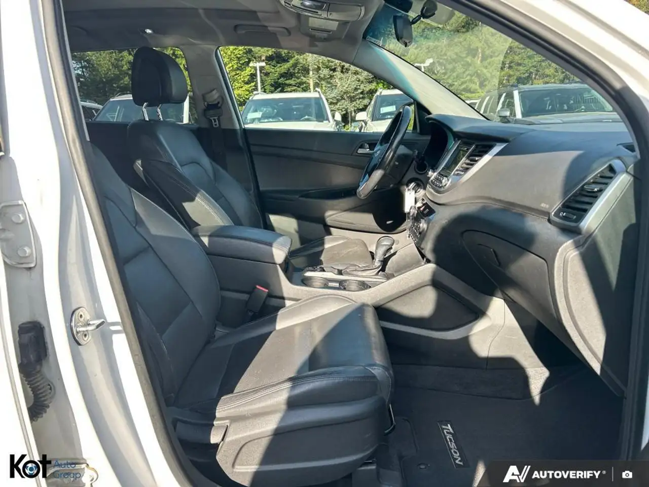 Hyundai TUCSON photo Hyundai TUCSON