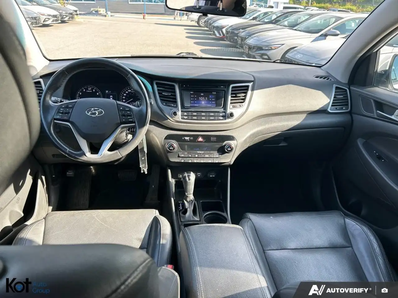 Hyundai TUCSON photo Hyundai TUCSON