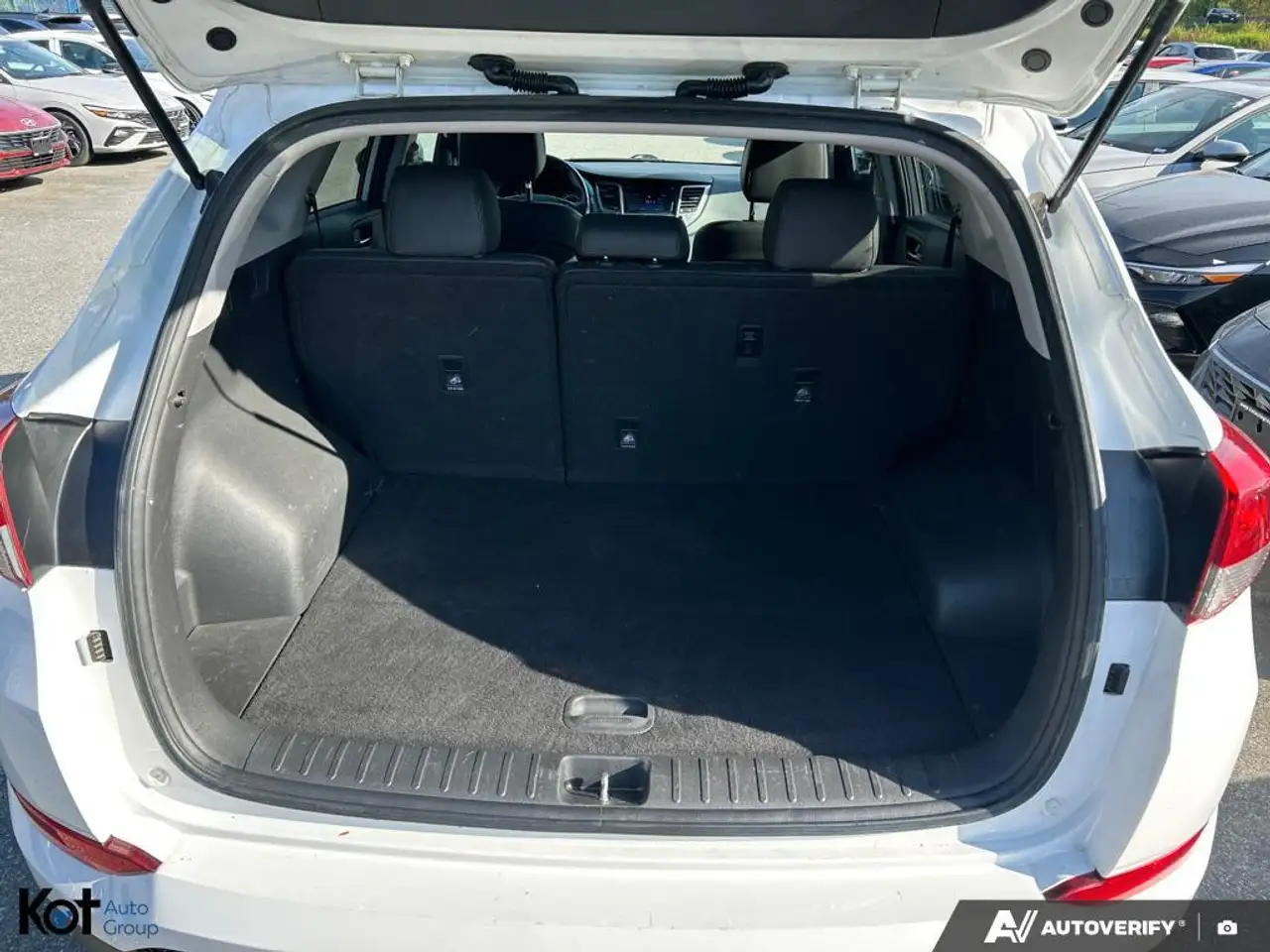 Hyundai TUCSON photo Hyundai TUCSON