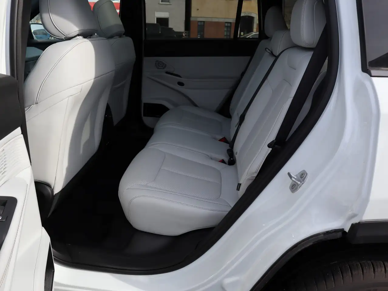 Jeep Cherokee photo Jeep Cherokee