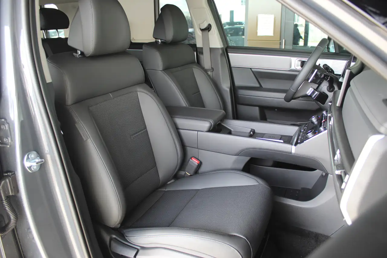 Hyundai SANTA FE снимка Hyundai SANTA FE
